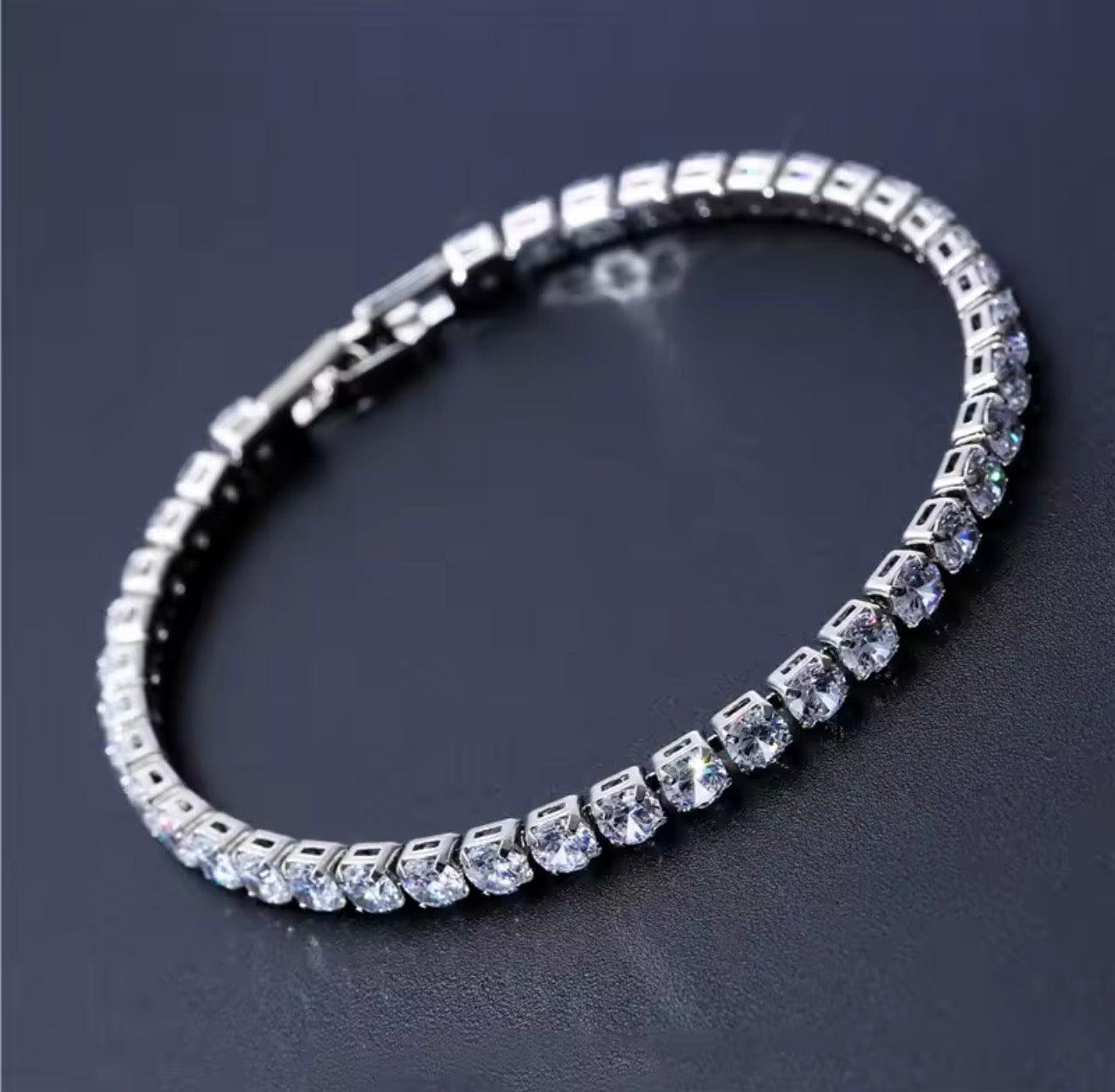 diamond litt tennis bracelet