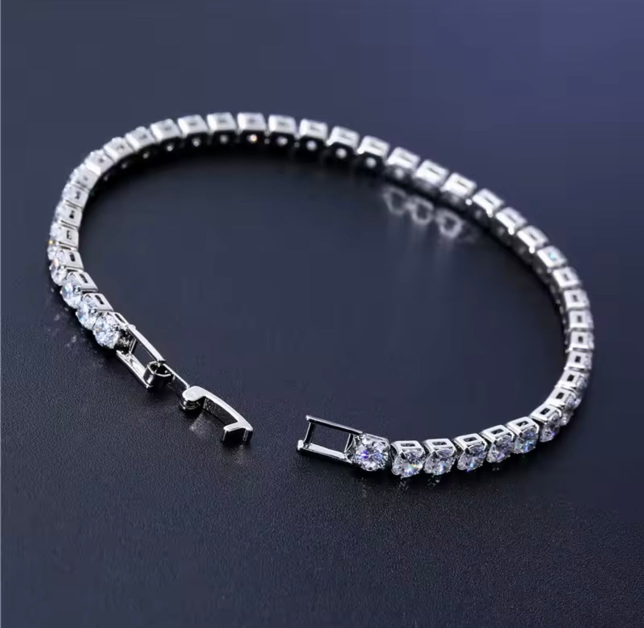 diamond litt tennis bracelet